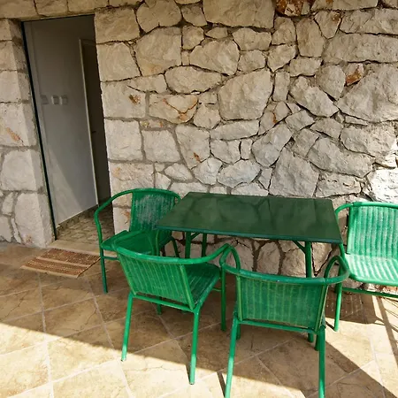 Ivanko Apartment *